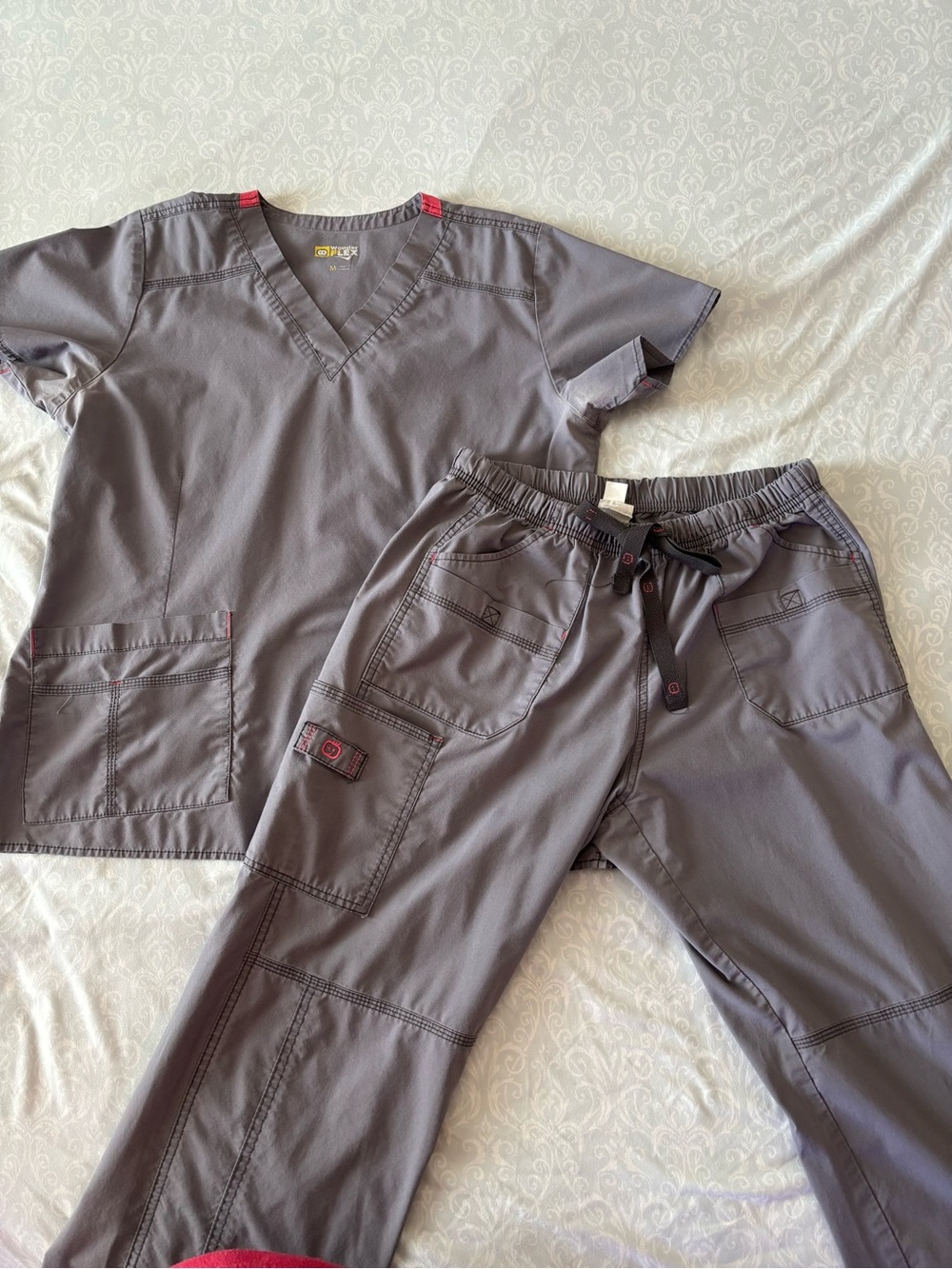Women’s WonderWink Gray Utility Scrub Pants - Classic Workwear